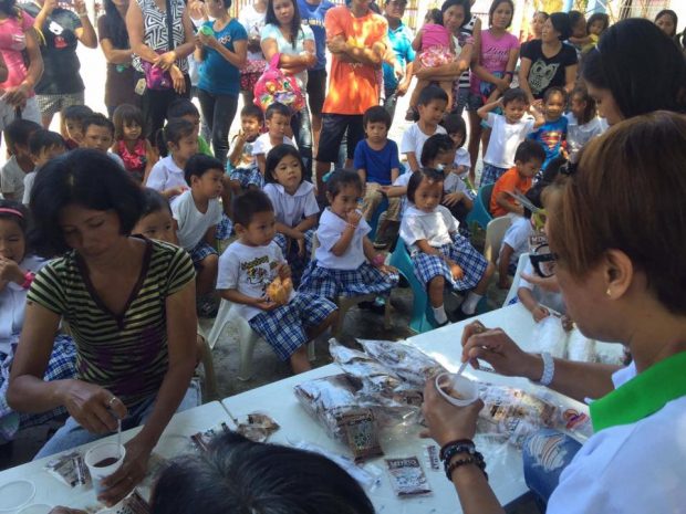 Cathee and Jea's feeding program was launched on September 23, 2016 at Brgy Vista Alegre, Ilog, Negros Occidental