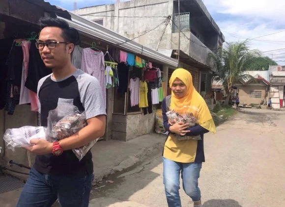 Mingo for Marawi goes door to door Mingo for Marawi goes door to door