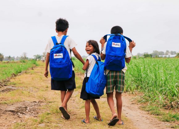 300 LoveBags for Children in Marawi