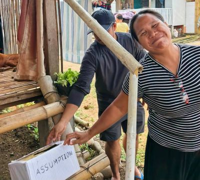 Families in La Carlota Band together to Assist a School That Helped Them in the Past